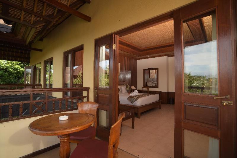 Sri Phala & Resor 4*