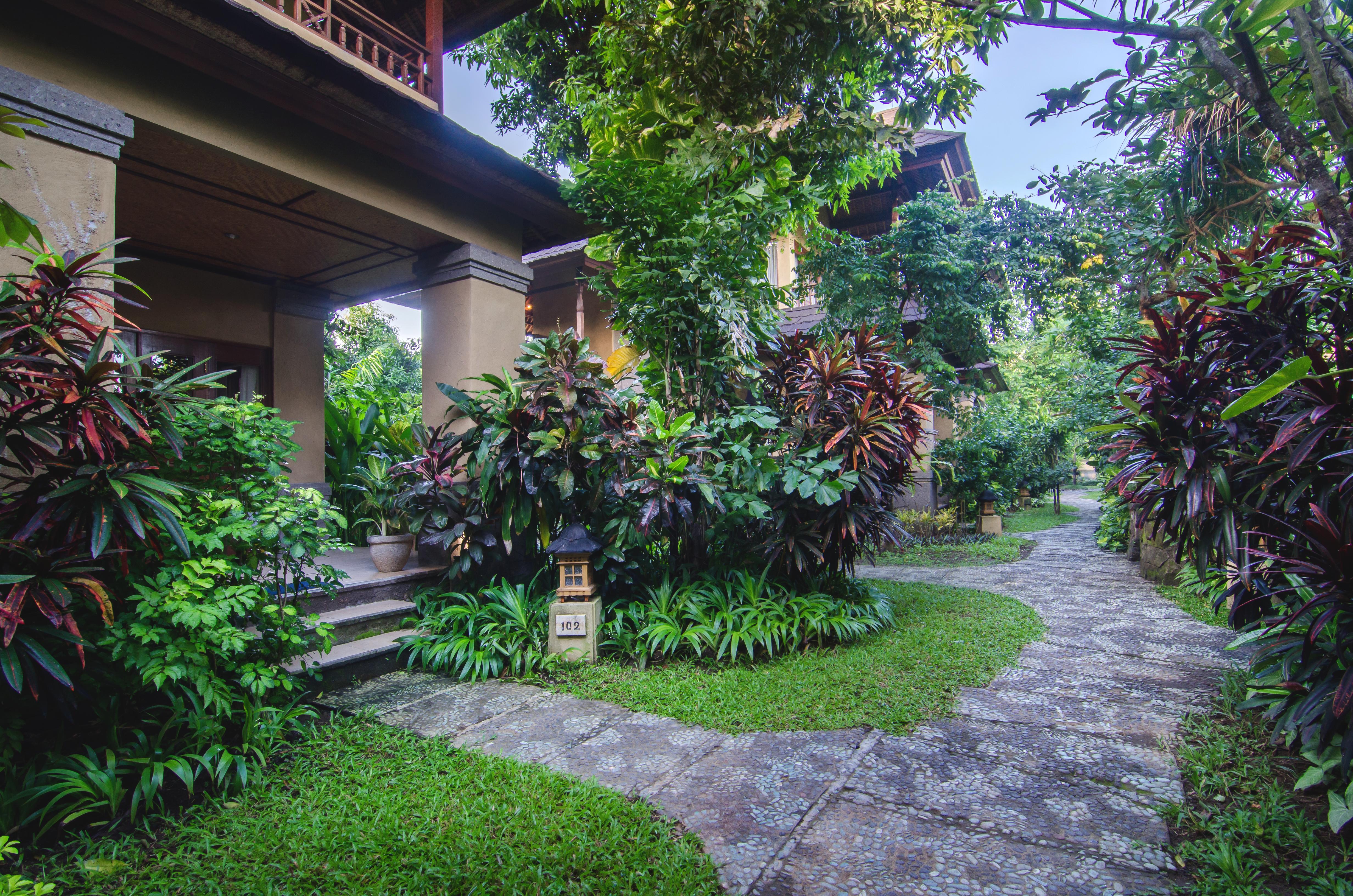 Sri Phala & Resor 4*